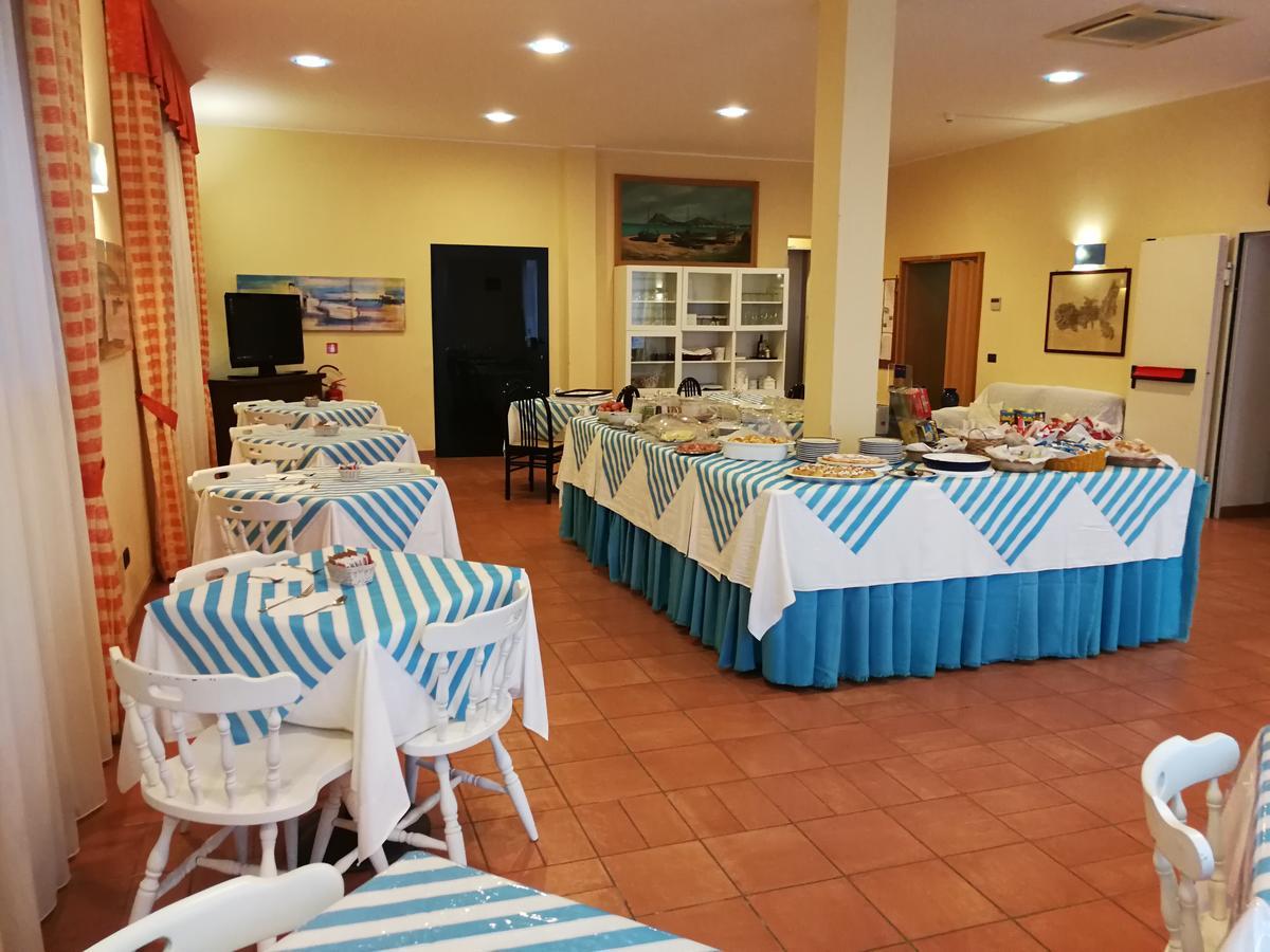 Hotel Belmare Porto Azzurro Εξωτερικό φωτογραφία