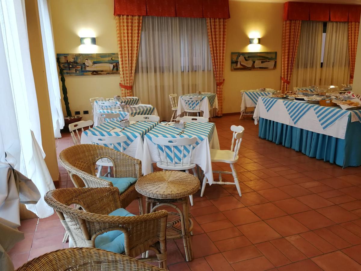Hotel Belmare Porto Azzurro Εξωτερικό φωτογραφία